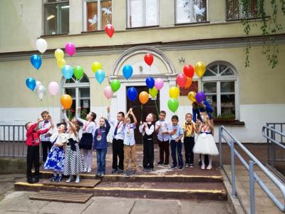 Выпускной в саду